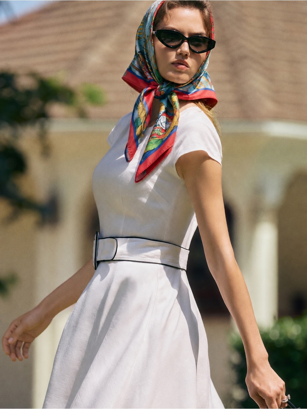 Hermes | Authentic carré titled Christophe Colomb Découvre l’Amérique Silk Scarf